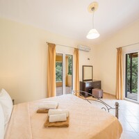 Villa in Greece, Ionian Islands, Corfu, 245 sq.m.