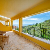Villa in Greece, Ionian Islands, Corfu, 245 sq.m.