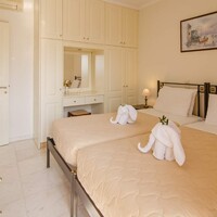 Villa in Greece, Ionian Islands, Corfu, 132 sq.m.