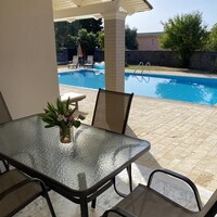 Villa in Greece, Ionian Islands, Corfu, 45 sq.m.