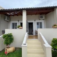 Townhouse in Greece, Ionian Islands, Corfu, 100 sq.m.