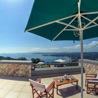 Villa in Greece, Ionian Islands, Corfu, 330 sq.m.