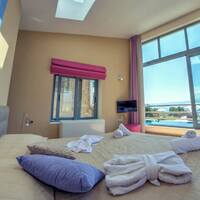 Villa in Greece, Ionian Islands, Corfu, 330 sq.m.