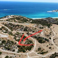 Island in Greece, 500 sq.m.