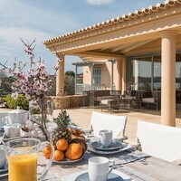 Villa in Greece, Peloponnese, Kranidi, 300 sq.m.