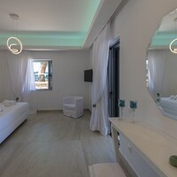 Villa in Greece, Peloponnese, Kranidi, 270 sq.m.