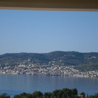 Villa in Greece, Peloponnese, Kranidi, 964 sq.m.