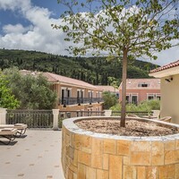 Aparthotel in Greece, Ionian Islands, Kefalonia, 1400 sq.m.