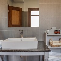 Aparthotel in Greece, Ionian Islands, Kefalonia, 1400 sq.m.