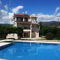 Villa in Greece, Peloponnese, Kalamata, 330 sq.m.
