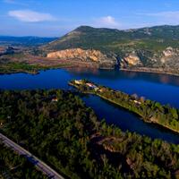 Остров в Греции, Пелопоннес, 8300 кв.м.