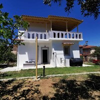 Other in Greece, Peloponnese, 96 sq.m.