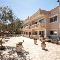 Villa in Greece, Ionian Islands, Zakynthos, 300 sq.m.