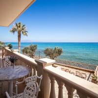 Villa in Greece, Ionian Islands, Zakynthos, 300 sq.m.