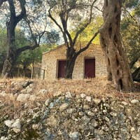 Остров в Греции, Ионические острова, Корфу, 1035 кв.м.