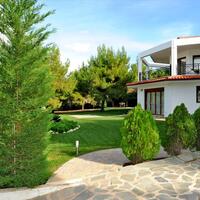 Villa in Greece, Peloponnese, Loutraki, 380 sq.m.