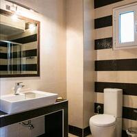 Villa in Greece, Thessaloniki, 590 sq.m.