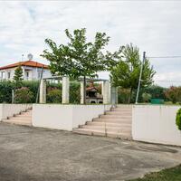 Villa in Greece, Thessaloniki, 590 sq.m.