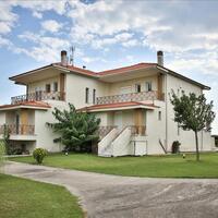 Villa in Greece, Thessaloniki, 590 sq.m.