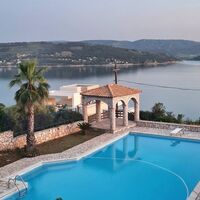 Villa in Greece, Malesina, 480 sq.m.