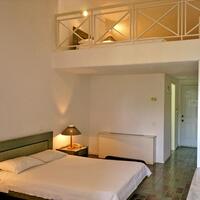 Aparthotel in Greece, Agios Konstantinos, 8000 sq.m.