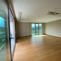 Apartment in Turkey, Istanbul, 148 sq.m.