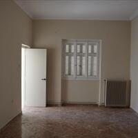Flat in Greece, Attica, Attiki, 100 sq.m.