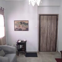 Flat in Greece, Attica, Attiki, 80 sq.m.