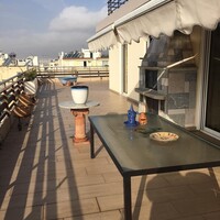 Flat in Greece, Attica, Attiki, 200 sq.m.