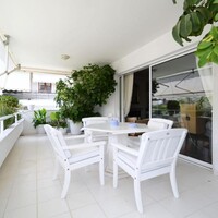 Flat in Greece, Attica, Attiki, 170 sq.m.