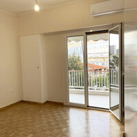 Flat in Greece, Attica, Attiki, 82 sq.m.