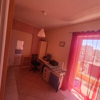 Flat in Greece, Attica, Attiki, 90 sq.m.