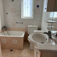 Flat in Greece, Attica, Attiki, 87 sq.m.