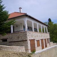 Бизнес-центр в Греции, 240 кв.м.
