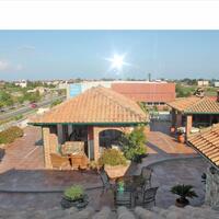 Business center in Greece, Katerini, 2000 sq.m.