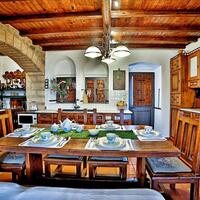 Villa in Greece, Attica, Attiki, 210 sq.m.