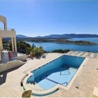 Villa in Greece, Attica, Attiki, 380 sq.m.