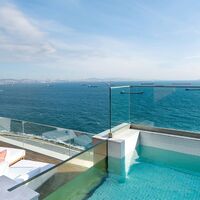 Apartment in Turkey, Istanbul, 250 sq.m.