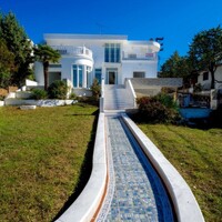 Villa in Greece, Thessaloniki, 584 sq.m.