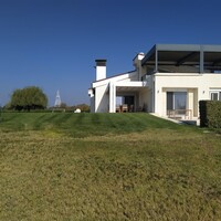 Villa in Greece, Thessaloniki, 350 sq.m.