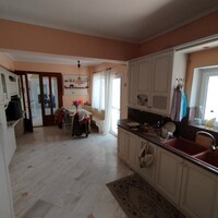 Villa in Greece, Thessaloniki, 550 sq.m.