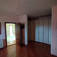 Villa in Greece, Thessaloniki, 550 sq.m.