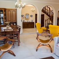 Villa in Greece, Thessaloniki, 460 sq.m.