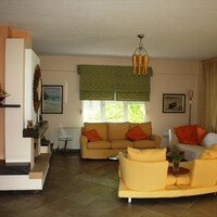 Villa in Greece, Thessaloniki, 610 sq.m.