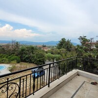 Villa in Greece, Thessaloniki, 1050 sq.m.