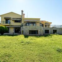 Villa in Greece, Thessaloniki, 580 sq.m.