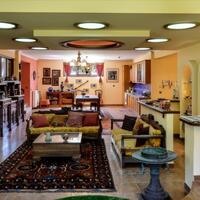 Villa in Greece, Thessaloniki, 580 sq.m.