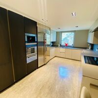 Apartment in Turkey, Istanbul, 300 sq.m.