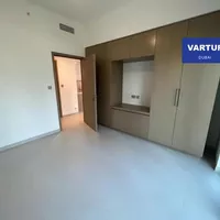 Apartment in United Arab Emirates, Dubai, 60 sq.ft.