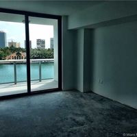 Apartment in the USA, Florida, Bal Harbour, 103 sq.m.